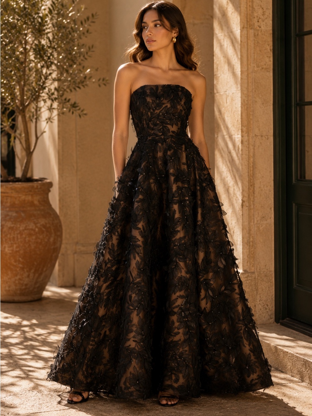 ✨NWT✨ HELSI Celine Sequin 3D Floral
Gown Strapless Maxi